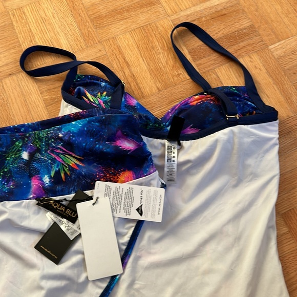 Aqua Blu - Picture 10 of 11